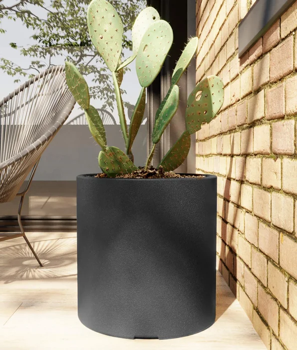 Macetero Cilindro 40 Negro Alto 40cm x 40cm diametro, 50 lts en Negro - Macetas, Uruguay | Champagne Home, vista 2