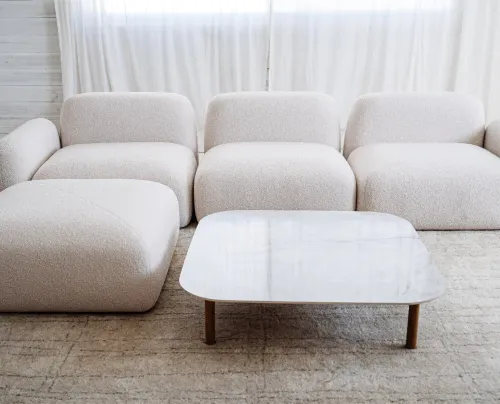 SOFA MOLLIS en Off-white - Sillones y sofás, Uruguay | Sentido Jose Ignacio