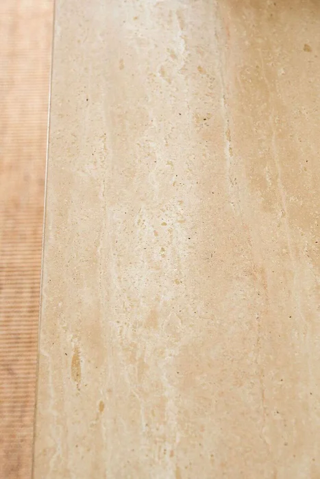 MESA DE ARRIMO / CONSOLA TRAVERTINO - 1.80 MTS en Madera natural - Bibliotecas, Uruguay | La Iberica, vista 5