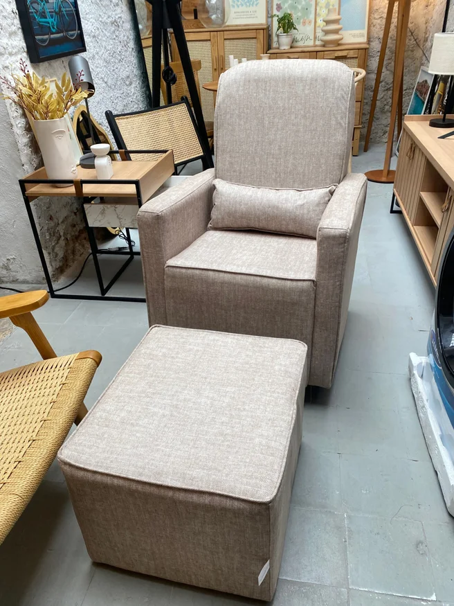 Poltrona Butaca Anny + Puff en Beige - Butacas, banquetas y puffs, Uruguay | Berna home, vista 2