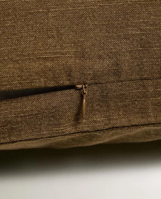 FUNDA COJÍN BORDADO - Textiles, Uruguay | Zara Home, vista 2