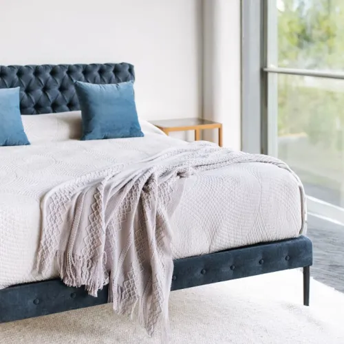 Cama Capitoneada / Azul marino en Azul - Dormitorio, Uruguay | Fabrica Italiana