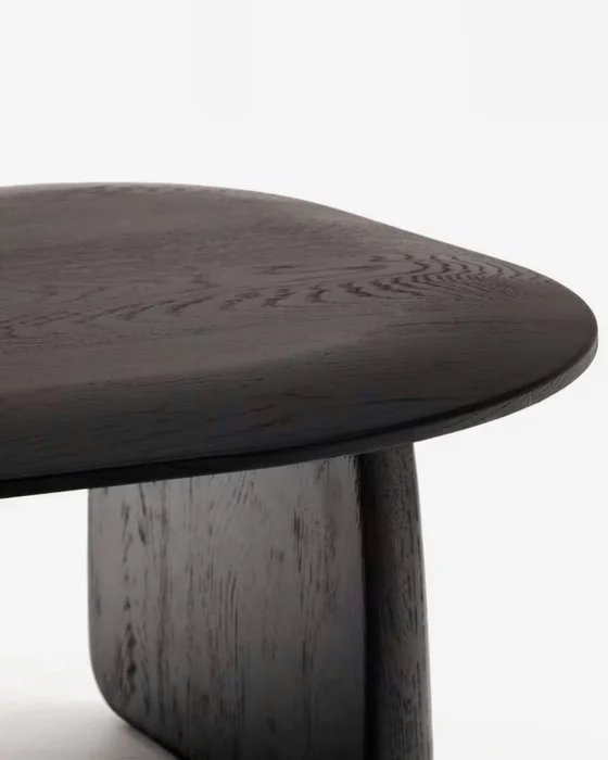 Mesa auxiliar Pirita de madera maciza de roble con - acabado negro 70,6 x 70 cm FSC 100% en Negro - Mesas de arrimo, Uruguay | Kavehome, vista 5