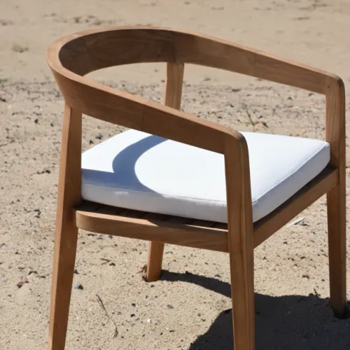 SILLA VENTO C/ALMOHADÓN en Madera natural - Sillas, Uruguay | Sentido Jose Ignacio