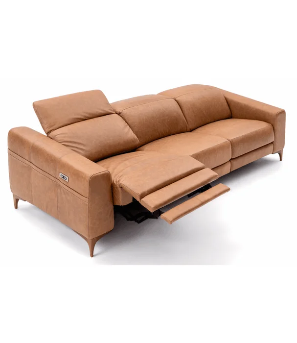 SOFA CORINA ELÉCTRICO LA PAZ CAMEL en Marrón - Sillones y sofás, Uruguay | Más Infinito Casa