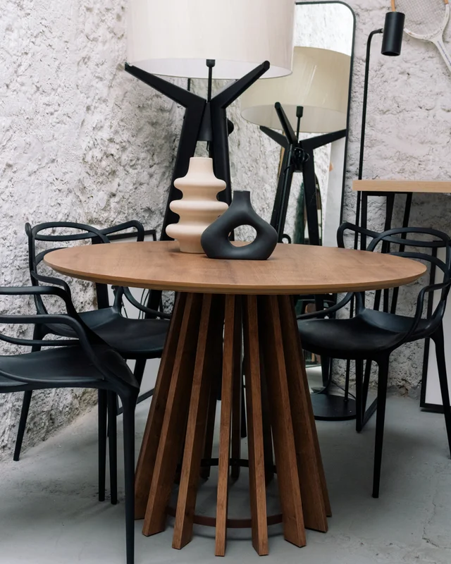 Silla Allegra Polipropileno - Negra en Negro - Sillas, Uruguay | Berna home, vista 3