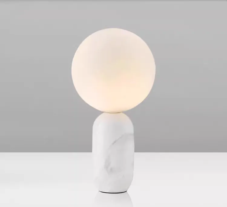 M053wh en Blanco - Lámparas de mesa, Uruguay | Unik