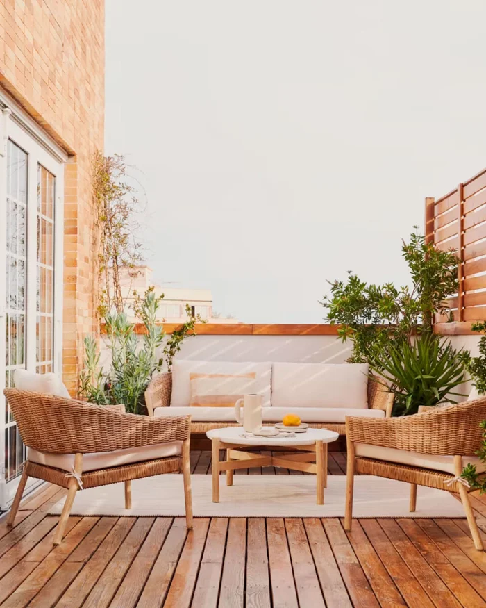 Mesa auxiliar Pola de cemento y madera maciza de eucalipto Ø 50 cm FSC 100% en Blanco, Natural - Mesas de arrimo, Uruguay | Kavehome, vista 2