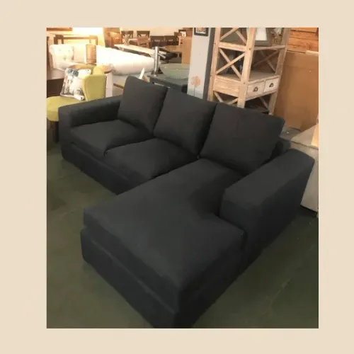 Sofa modelo Manantiales con chaise - Sillones y sofás, Uruguay | Viladecó Muebles