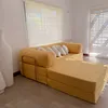 Soffa Teddy + Ottomana en Amarillo - Sillones y sofás, Uruguay | Bloop Home, vista 2 de 4