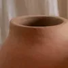 Jarrón Patrick en Madera natural - Jarrones, Uruguay | De Arcos, vista 3 de 4