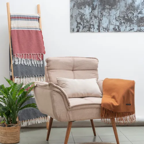 HELLEN- BUTACA 1 CUERPO TELA MARRON CLARO STELLA - Sillones y sofás, Uruguay | Alfa Ventas