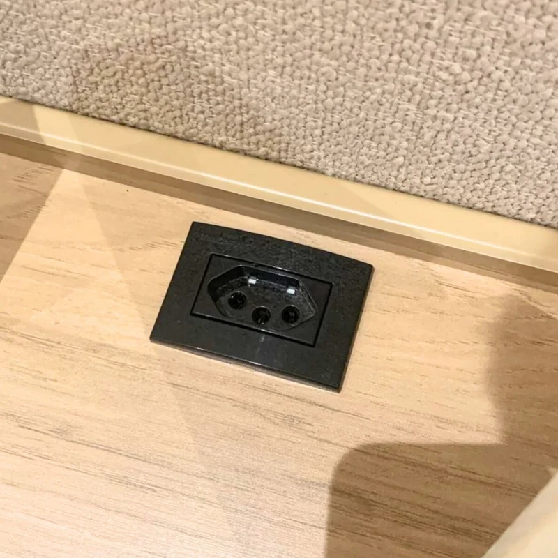 Respaldo Queen con mesa de luz Gael - Moderna - Hanover en Marrón - Respaldos de cama, Uruguay | Rústico Hogar, vista 4