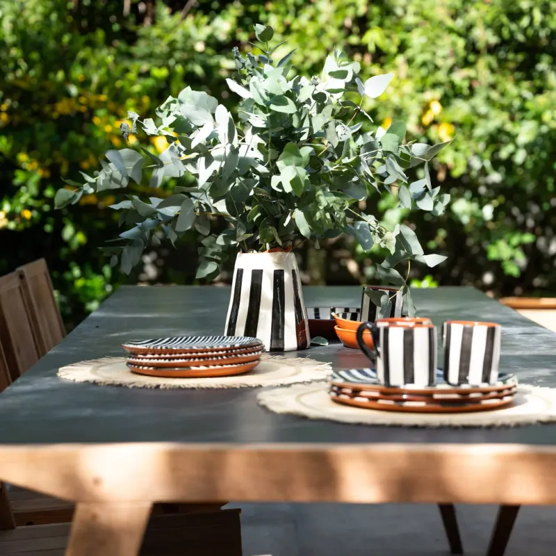 Mesa Dekton en Madera natural - Mesas de comedor, Uruguay | Balcony