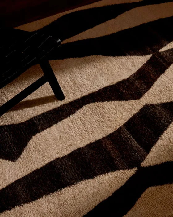 Alfombra Elvar de lana blanco y marrón 160 x 230 cm en Marrón - Alfombras, Uruguay | Kavehome, vista 2