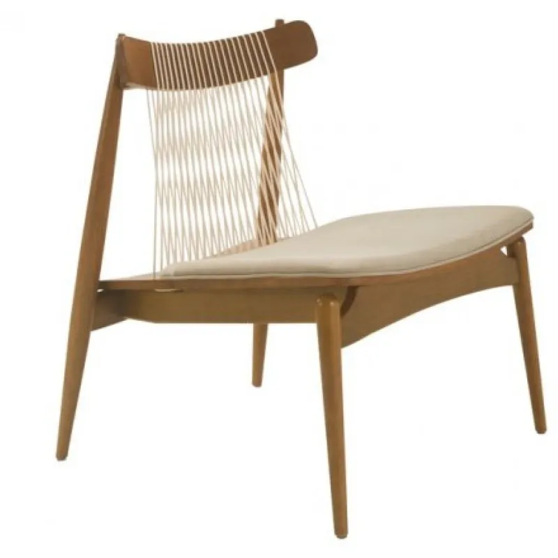 Butaca madera Amapa con asiento tapizado PU Perla c/ respaldo cuerdas en Beige - Butacas, banquetas y puffs, Uruguay | Champagne Home