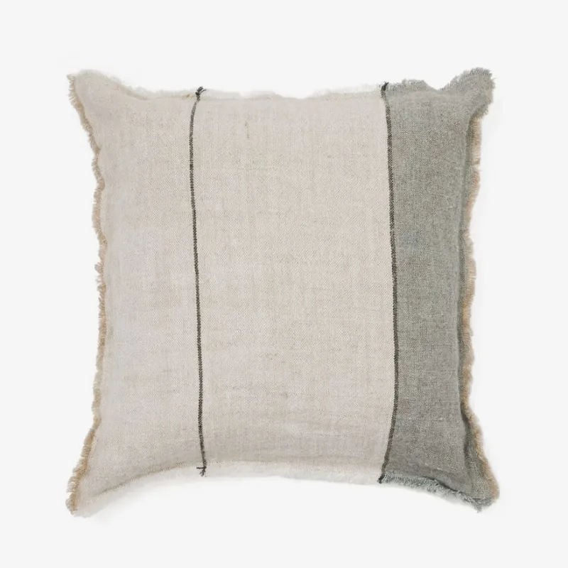 Almohadón Seloia 100% lino con rayas y flecos verde 50 x 50 cm en Verde - Textiles, Uruguay | Kavehome