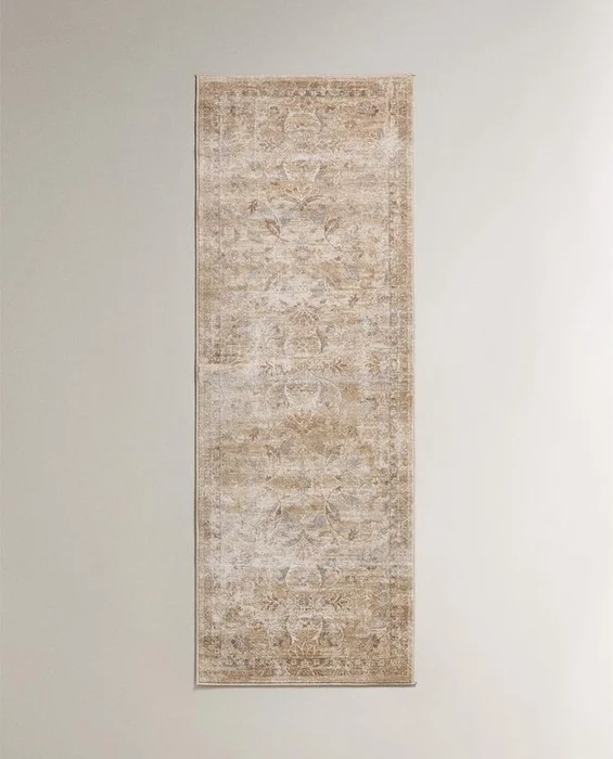 ALFOMBRA EFECTO VINTAGE en Beige - Alfombras, Uruguay | Zara Home, vista 2