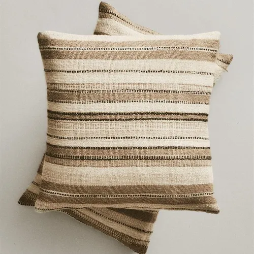 FUNDA COJÍN RAYAS - Textiles, Uruguay | Zara Home