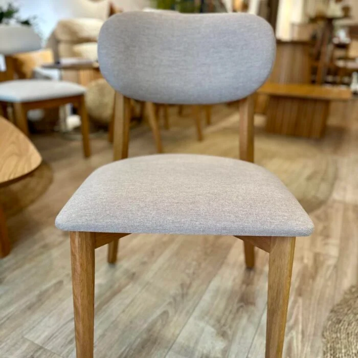 SILLA AXIS Tono madera miel,. tela gris en Marrón - Muebles, Uruguay | Indrana, vista 5