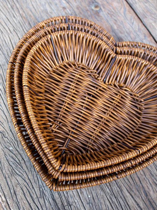 SET 3 BANDEJAS CORAZÓN MIMBRE en Marrón - Decoración, Uruguay | Cabana, vista 2