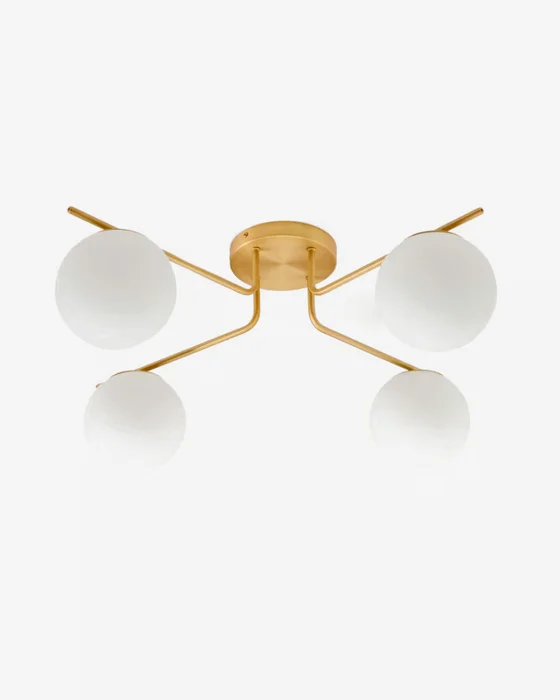 Lámpara de techo Brisia de metal con acabado latón cepillado y 4 bolas de cristal glaseado Ø15 cm en Dorado - Lámparas colgantes, Uruguay | Kavehome