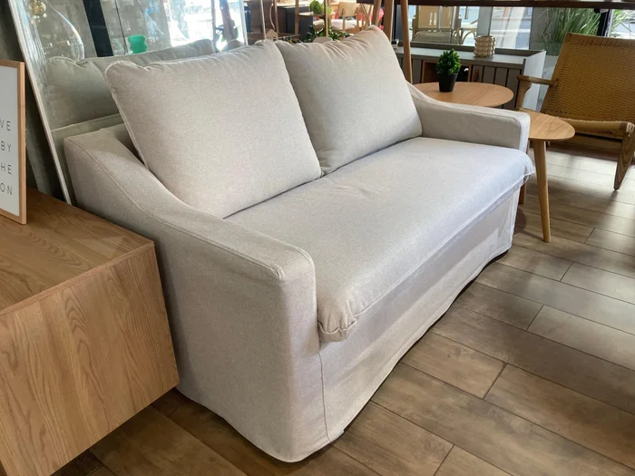 Sofá Manchester con Funda Desmontable 2 Cuerpos (155cm) – Beige en Beige - Sillones y sofás, Uruguay | Berna home, vista 2
