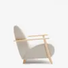 Butaca Meghan de chenilla perla y madera maciza de fresno con acabado natural FSC Mix Credit en Off-white - Butacas, banquetas y puffs, Uruguay | Kavehome, vista 8 de 10