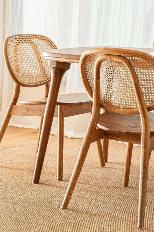 MESA COMEDOR PETIT OVAL - 1.30 X 0.80 MTS en Madera natural - Mesas de comedor, Uruguay | La Iberica, vista 6