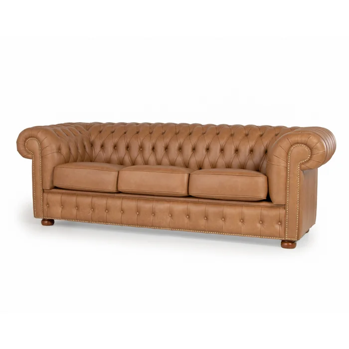 Sofá Chesterfield Novo - Cuero Advanced - 3 cuerpos - Mostarda en Beige - Sillones y sofás, Uruguay | NYR