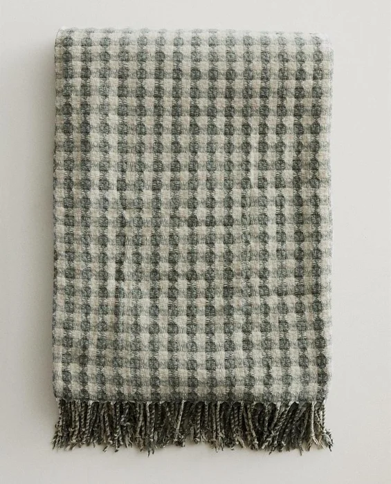 MANTA JACQUARD CUADROS - Textiles, Uruguay | Zara Home