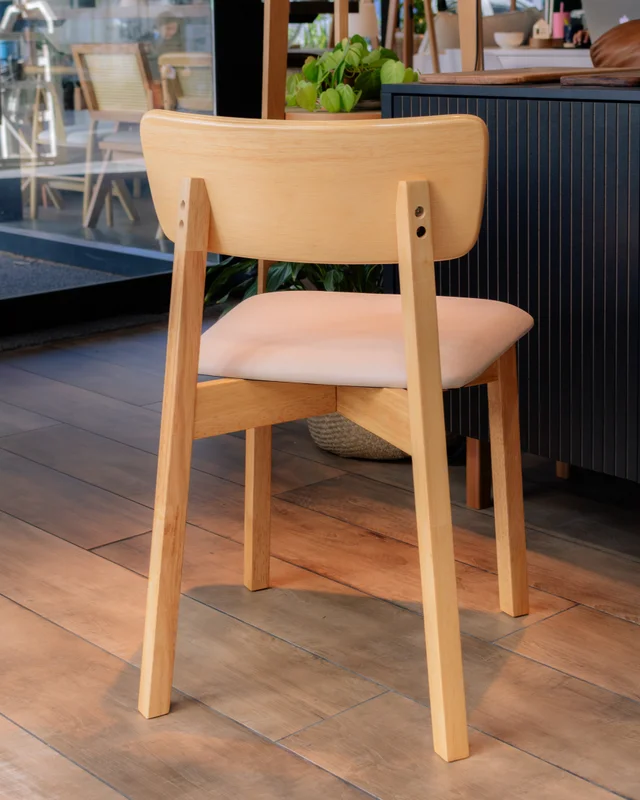 Silla Marruecos - Madera de Gomero en Madera natural - Sillas, Uruguay | Berna home, vista 3