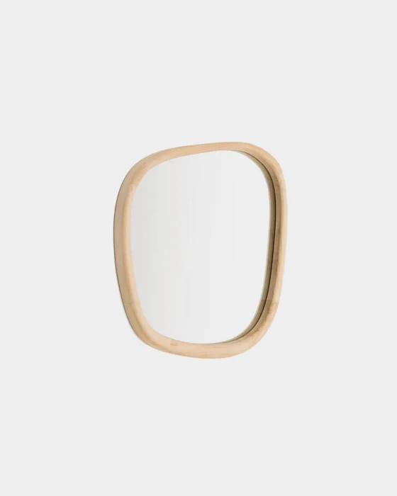 Espejo Alura de madera de teca FSC 100% 45,5 x 47 cm en Madera natural - Espejos, Uruguay | Kavehome
