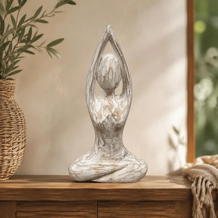 Mujer Yoga Madera en Blanco - Decoración, Uruguay | Camino a Casa
