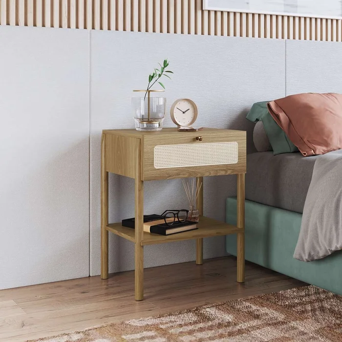 Mesa de Luz Oslo - 1 Cajon - Natural con tejido en Marrón - Mesas de luz, Uruguay | Nyr