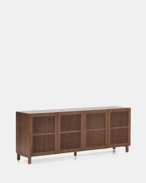 Aparador Beyla 4 puertas de chapa y madera maciza de fresno con acabado tono nogal 180 x 71,5 cm en Marrón - Aparadores y recibidores, Uruguay | Kavehome
