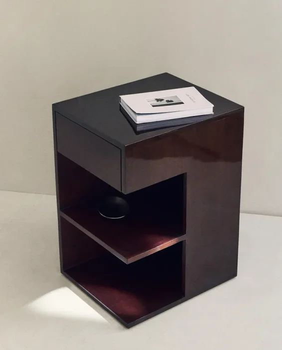 MESITA LACADA MADERA MANGO - Mesas de luz, Uruguay | Zara Home