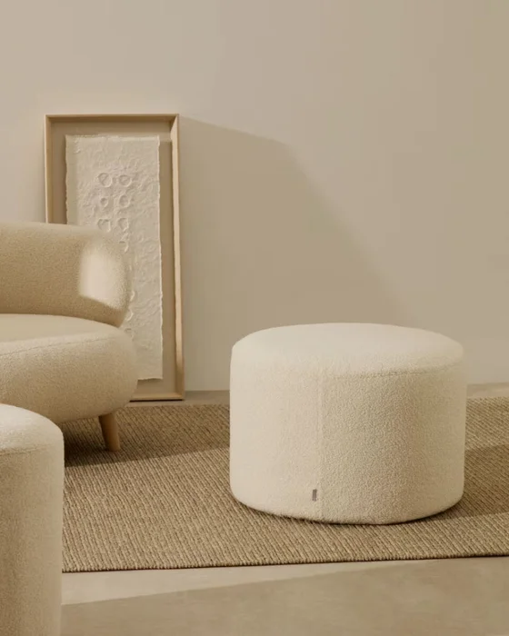 Reposapiés desenfundable Kaeli de borreguito crudo Ø 60 cm en Blanco - Butacas, banquetas y puffs, Uruguay | Kavehome, vista 2