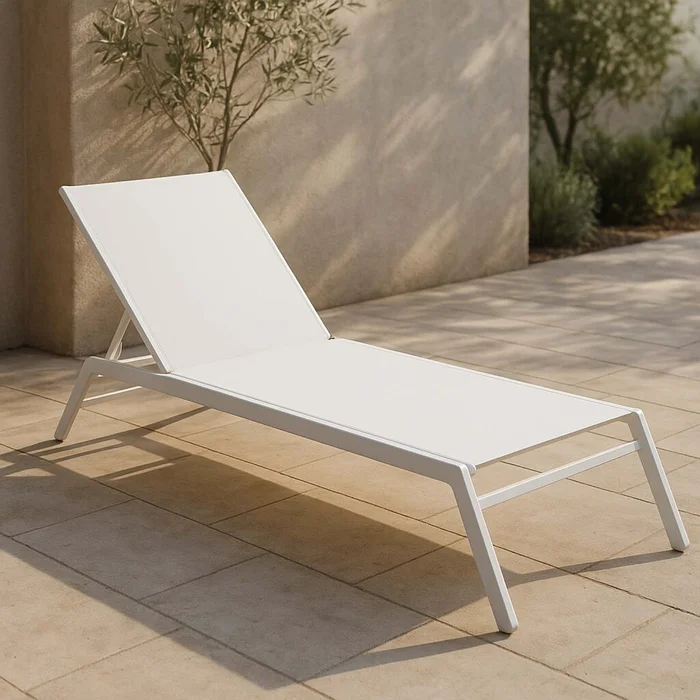 Reposera Aluminio-y-textilina Blanco Saona en Blanco - Muebles para el exterior, Uruguay | Divino