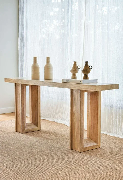 MESA DE ARRIMO / CONSOLA TRAVERTINO - 1.80 MTS en Madera natural - Bibliotecas, Uruguay | La Iberica