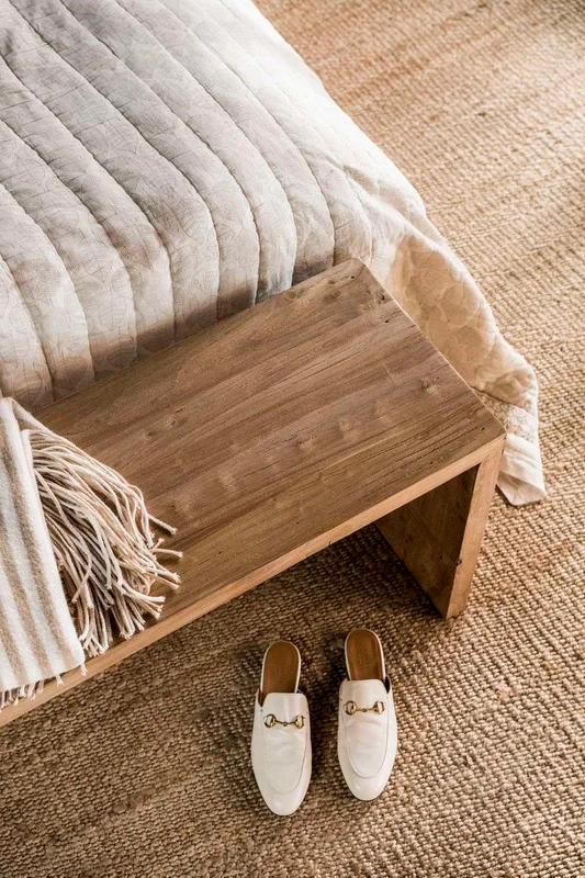 PIE DE CAMA / MESA ANGOSTA / BANCO OLMO NATURAL - 1.10 X 0.35 MTS en Madera natural - Butacas, banquetas y puffs, Uruguay | La Iberica, vista 13