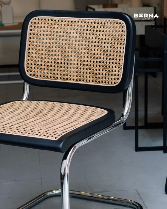 Silla Comedor Bauhaus Madera Natural/Negro Y Rattan en Negro - Butacas, banquetas y puffs, Uruguay | Berna Home, vista 4