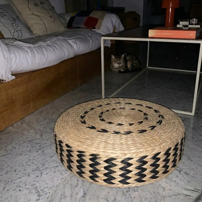 Puff almohadón de piso de ratán 10 cm - Butacas, banquetas y puffs, Uruguay | Buho Store