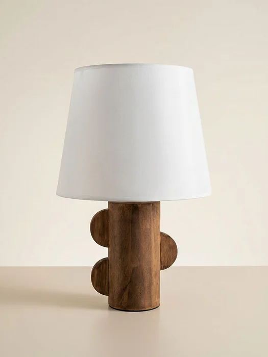 LÁMPARA FORMAS MADERA en Madera natural - Lámparas de mesa, Uruguay | Cabana, vista 2