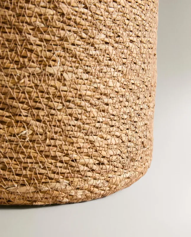 CESTA SEAGRASS CILÍNDRICA en Marrón - Canastos, Uruguay | Zara Home, vista 5