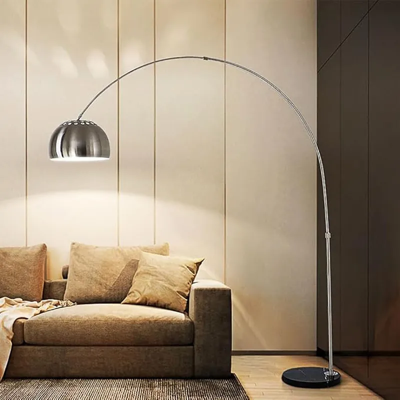 Lampara de pie Arco Silver en Plateado - Lámparas de mesa, Uruguay | Decotech