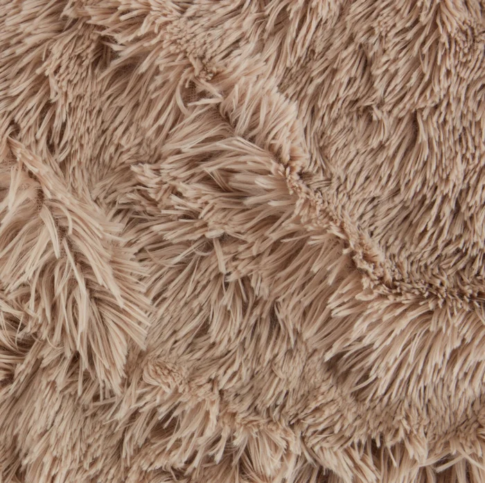 Manta MYRFIOL 135x195 pelo topo en Beige - Textiles, Uruguay | JYSK, vista 2