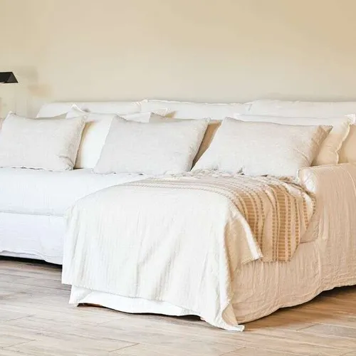 SILLON ALMA RINCONERO - LINO BLANCO en Blanco - Sillones y sofás, Uruguay | La Iberica