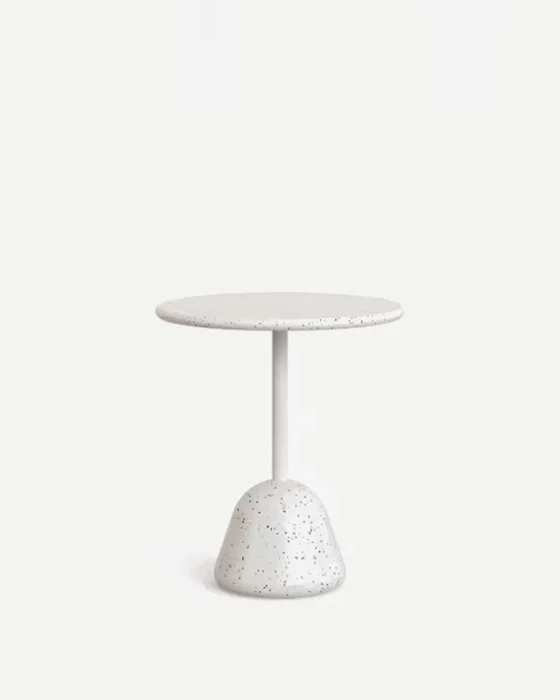Mesa Saura - redonda de exterior de terrazzo blanco Ø 70 cm en Blanco - Mesas de comedor, Uruguay | Kavehome