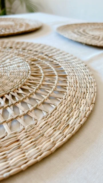 Individuales calados de seagrass en Madera natural - Muebles, Uruguay | Decoramuss